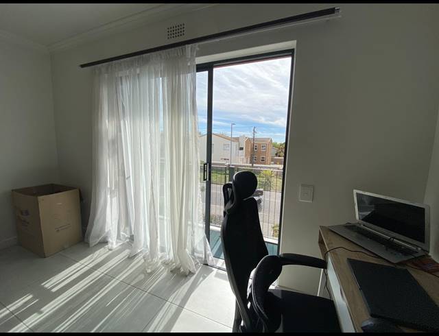 1 BEDROOM APARTMENT TO LET IN TABLE VIEW